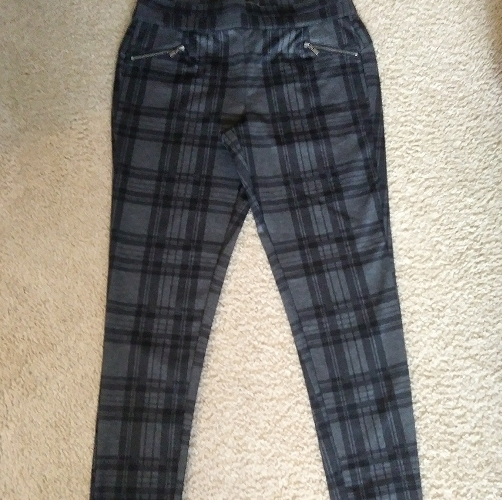 Maurices Pull-On Skinny Pants